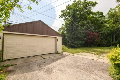 5212 S 20th St, Milwaukee, WI 53221 - Photo 3
