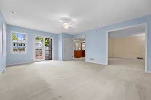 10312 N Versailles Ct, Mequon, WI 53092 - Photo 21