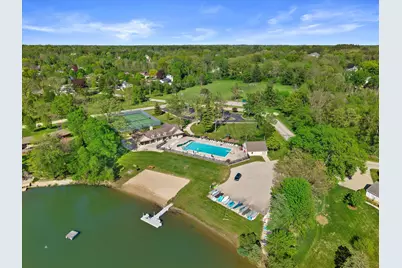 10312 N Versailles Ct, Mequon, WI 53092 - Photo 37
