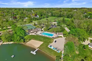 10312 N Versailles Ct, Mequon, WI 53092 - Photo 37