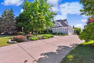 2270 Vincent Dr, Brookfield, WI 53045 - Photo 51