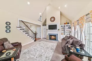 2270 Vincent Dr, Brookfield, WI 53045 - Photo 3