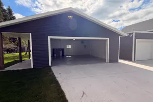 1924 24th St, Two Rivers, WI 54241 - Photo 9