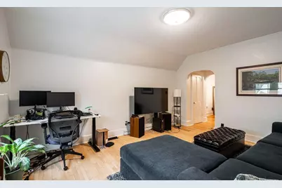 1666 N Humboldt Ave, Milwaukee, WI 53202 - Photo 21