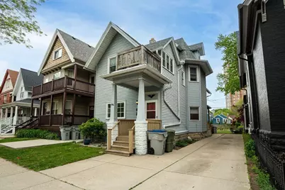 1666 N Humboldt Ave, Milwaukee, WI 53202 - Photo 29