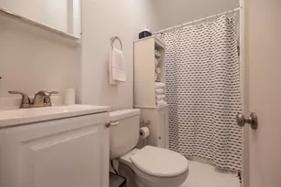 1666 N Humboldt Ave, Milwaukee, WI 53202 - Photo 23