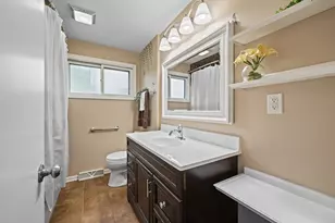 417 W Geneva St, Elkhorn, WI 53121 - Photo 21