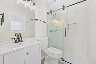 9131 N Pelham Pkwy, Bayside, WI 53217 - Photo 11