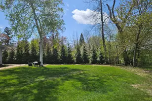 9131 N Pelham Pkwy, Bayside, WI 53217 - Photo 3