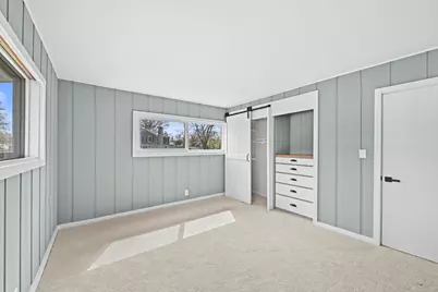 9131 N Pelham Pkwy, Bayside, WI 53217 - Photo 11