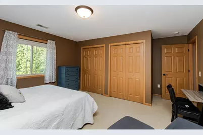 984  Spring Ct, Newburg, WI 53095 - Photo 9
