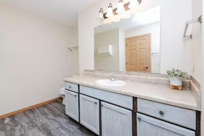 984  Spring Ct, Newburg, WI 53095 - Photo 15