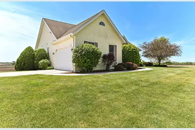 22939 W Overson Rd, Racine, WI 53182 - Photo 39