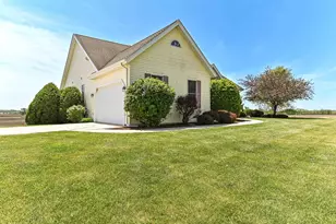 22939 W Overson Rd, Racine, WI 53182 - Photo 39
