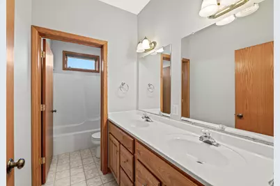 22939 W Overson Rd, Racine, WI 53182 - Photo 27