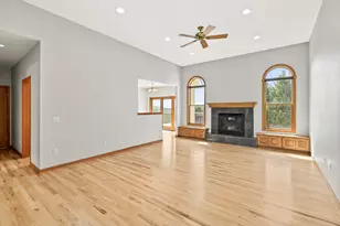 22939 W Overson Rd, Racine, WI 53182 - Photo 19