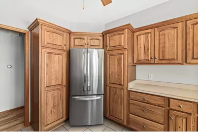 22939 W Overson Rd, Racine, WI 53182 - Photo 13