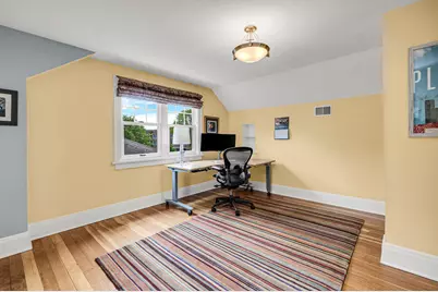 5912 N Berkeley Blvd, Whitefish Bay, WI 53217 - Photo 13