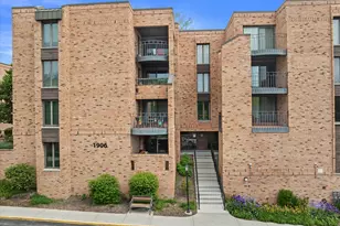 1906 E Shorewood Blvd, Shorewood, WI 53211 - Photo 1