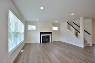 5974 Lillie Cir, Racine, WI 53402 - Photo 5