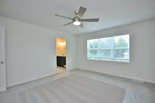 5974 Lillie Cir, Racine, WI 53402 - Photo 19
