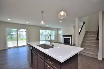 5974  Lillie Cir, Racine, WI 53402 - Photo 9