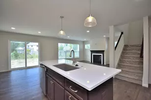 5974 Lillie Cir, Racine, WI 53402 - Photo 9
