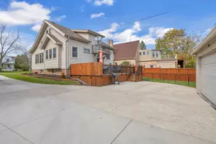 212 Fond Du Lac Ave, Sheboygan Falls, WI 53085 - Photo 25