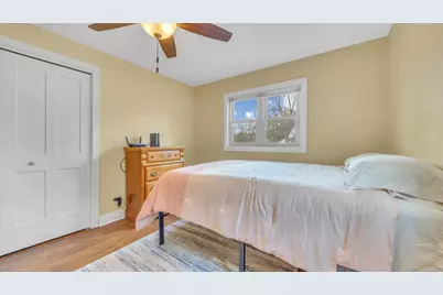 212  Fond Du Lac Ave, Sheboygan Falls, WI 53085 - Photo 9