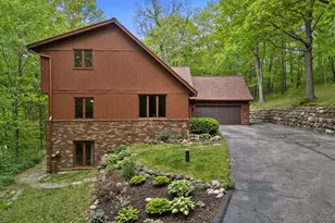 S87W28270 Lookout Ln, Mukwonago, WI 53149 - Photo 5