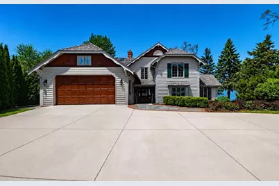 4664  Fontana Rd, West Bend, WI 53095 - Photo 9