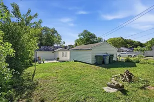 2721 S 50th St, Milwaukee, WI 53219 - Photo 31