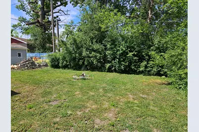 2721 S 50th St, Milwaukee, WI 53219 - Photo 17