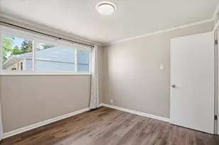 2721 S 50th St, Milwaukee, WI 53219 - Photo 17