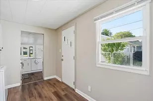 2721 S 50th St, Milwaukee, WI 53219 - Photo 23