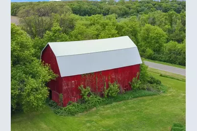 13448 E Creek Rd, Bradford, WI 53114 - Photo 5