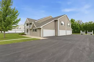 214 Minz Park Cir, West Bend, WI 53095 - Photo 27