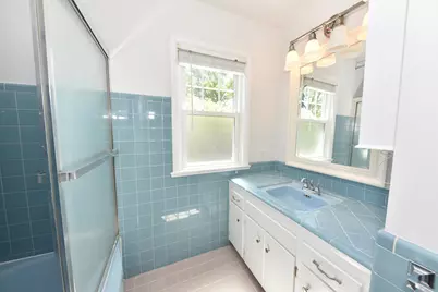 8125 N Santa Monica Blvd, Fox Point, WI 53217 - Photo 17