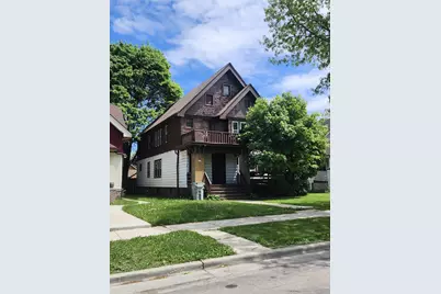 2754 N 49th St #2756, Milwaukee, WI 53210 - Photo 3