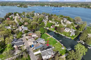30248 Forest Dr, Burlington, WI 53105 - Photo 3