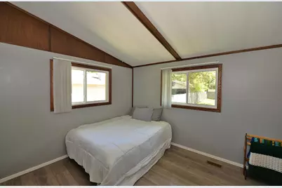 3229  Kearney Ave, Racine, WI 53403 - Photo 15