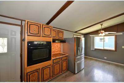 3229  Kearney Ave, Racine, WI 53403 - Photo 11