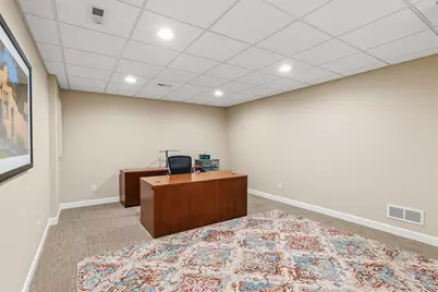 N73W13623  Claas Rd #R4, Menomonee Falls, WI 53051 - Photo 29