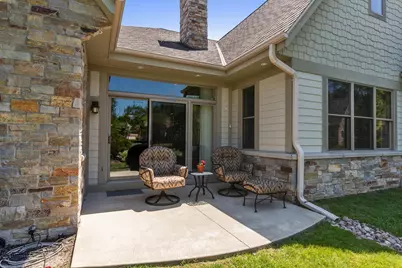 N73W13623  Claas Rd #R4, Menomonee Falls, WI 53051 - Photo 37