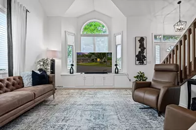 2019  Sandalwood Dr, Onalaska, WI 54650 - Photo 7