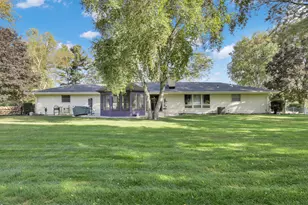 S94W23125 River Oaks Dr, Big Bend, WI 53103 - Photo 39