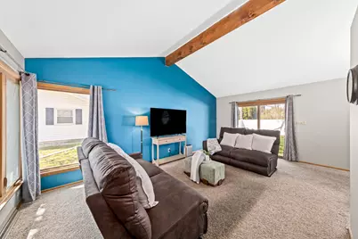 9814 W Green Tree Rd, Milwaukee, WI 53224 - Photo 7