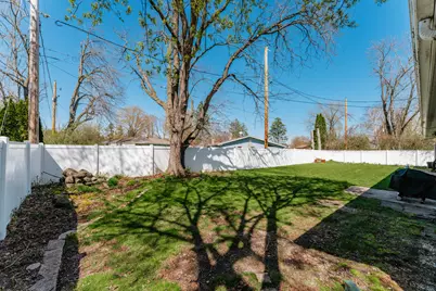 9814 W Green Tree Rd, Milwaukee, WI 53224 - Photo 27
