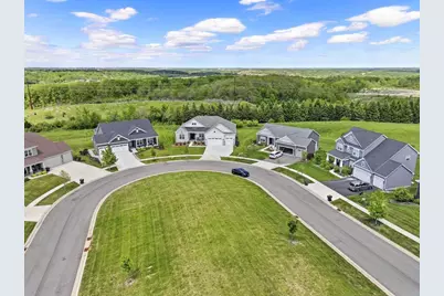 1740  Stonemill Cir, Lake Geneva, WI 53147 - Photo 57