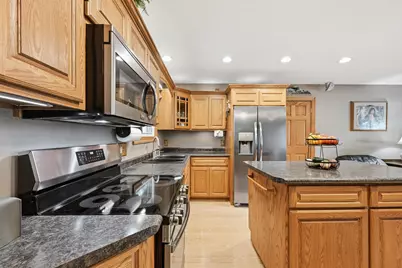 2718  Bristol Ct, Waukesha, WI 53188 - Photo 11
